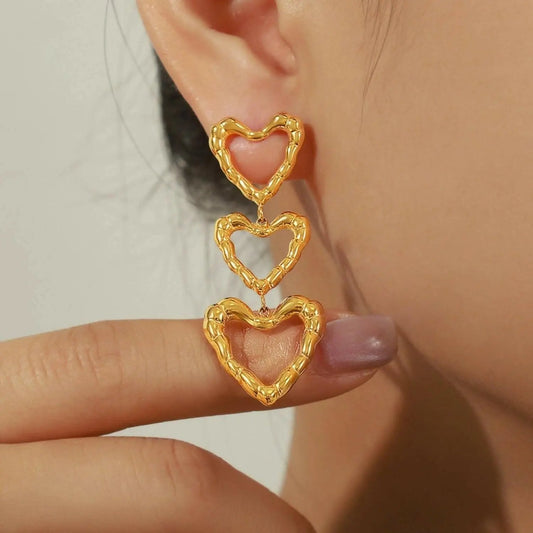 Heart-shaped titanium earrings - Love Salve