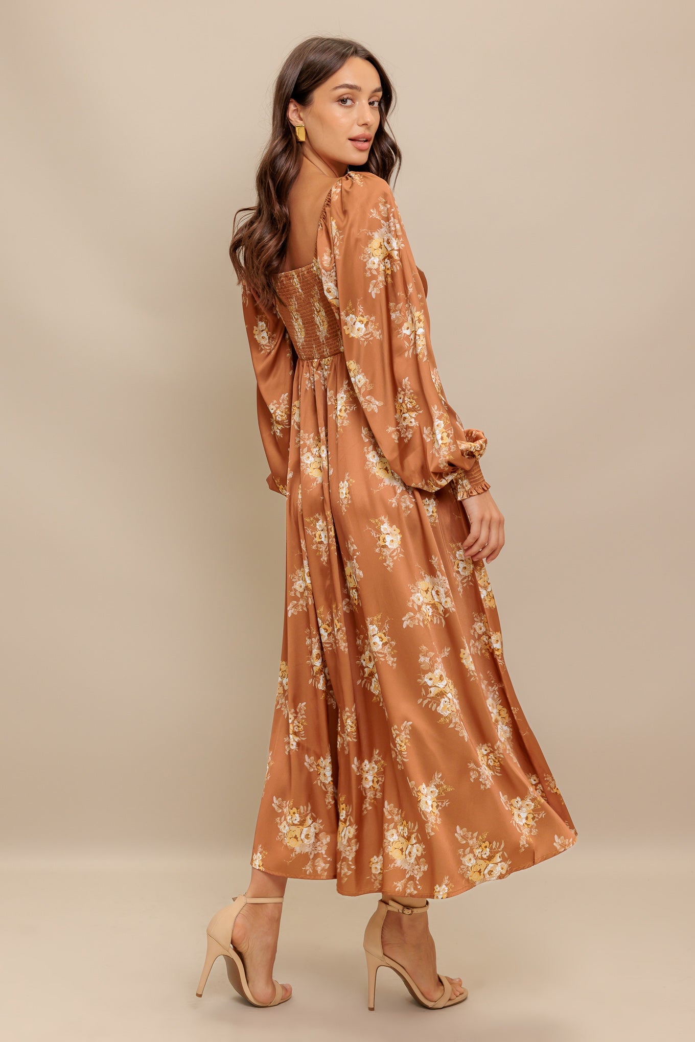 Caramel Sunset Woven Midi Dress With Sweetheart Neckline