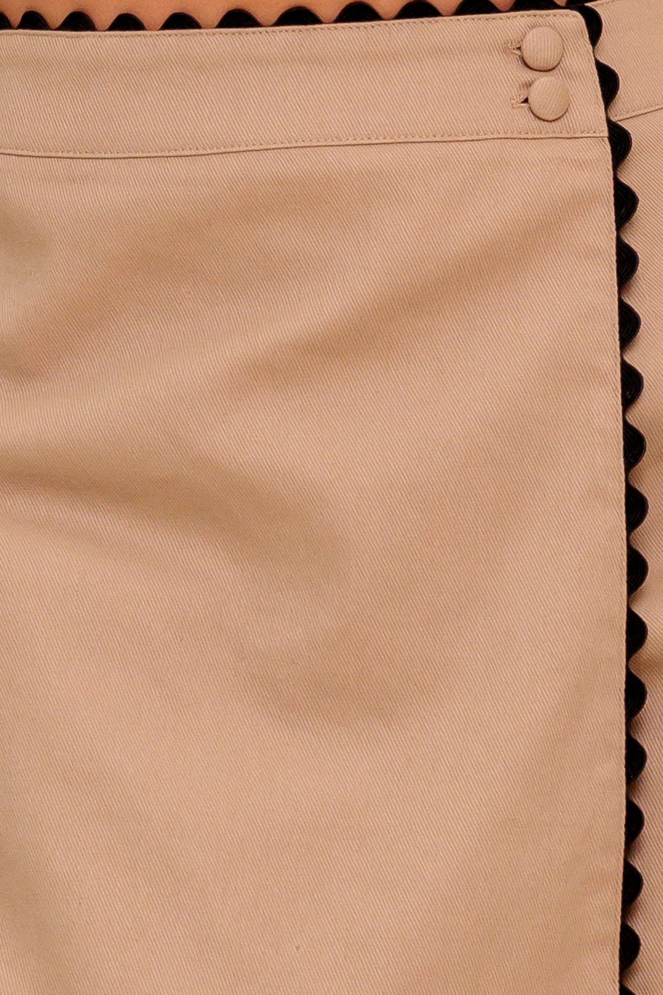 WAVY LINE WOVEN SKORT - Love Salve