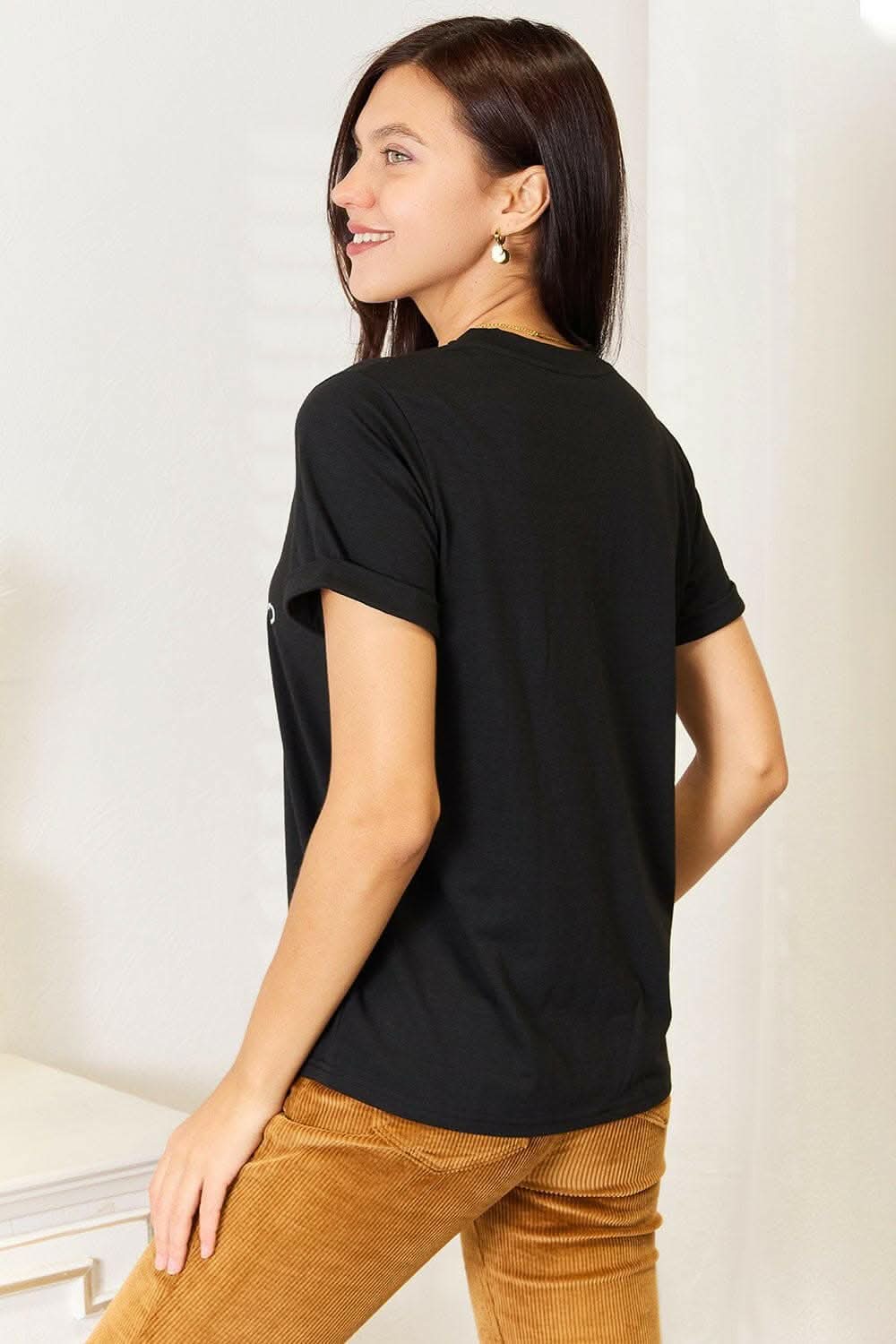 Love Letter Print Round Neck T-Shirt with a Chic Twist - Love Salve
