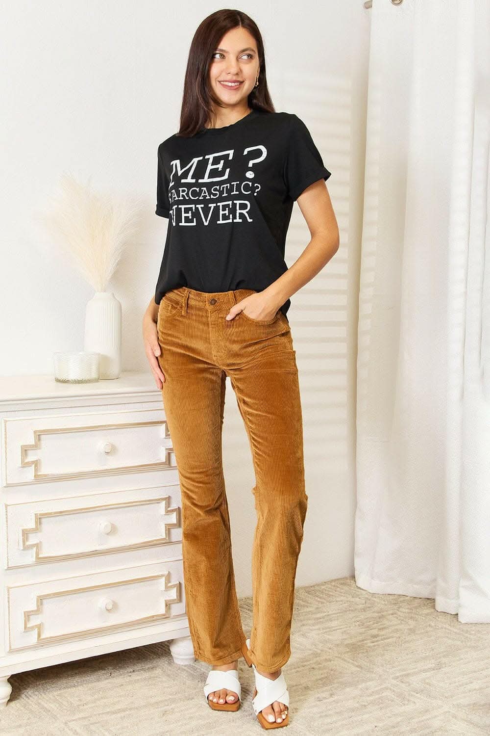 Love Letter Print Round Neck T-Shirt with a Chic Twist - Love Salve