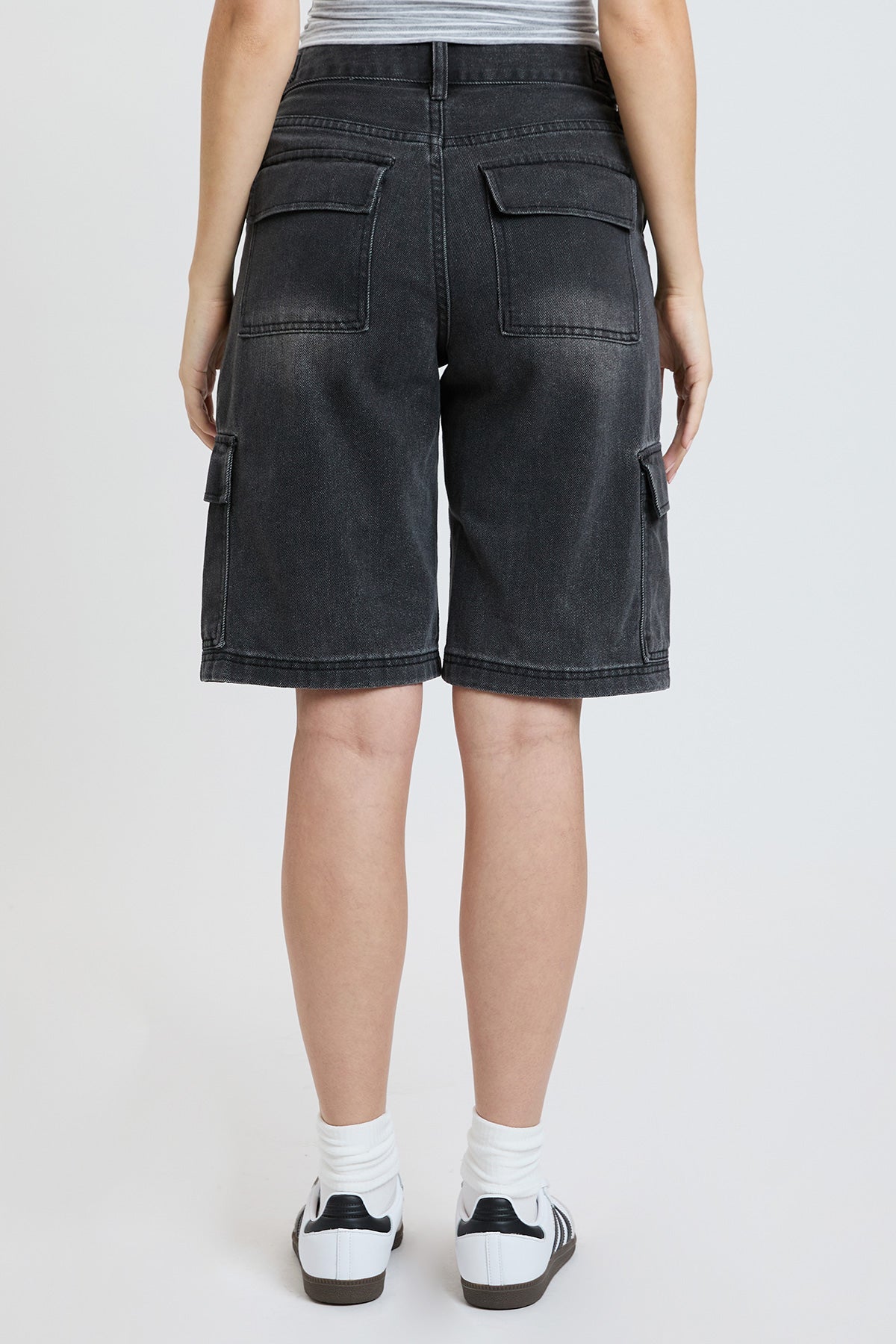 YMI JEANS: High-Rise Cargo Shorts