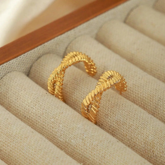 Modern titanium steel stud earrings - Love Salve