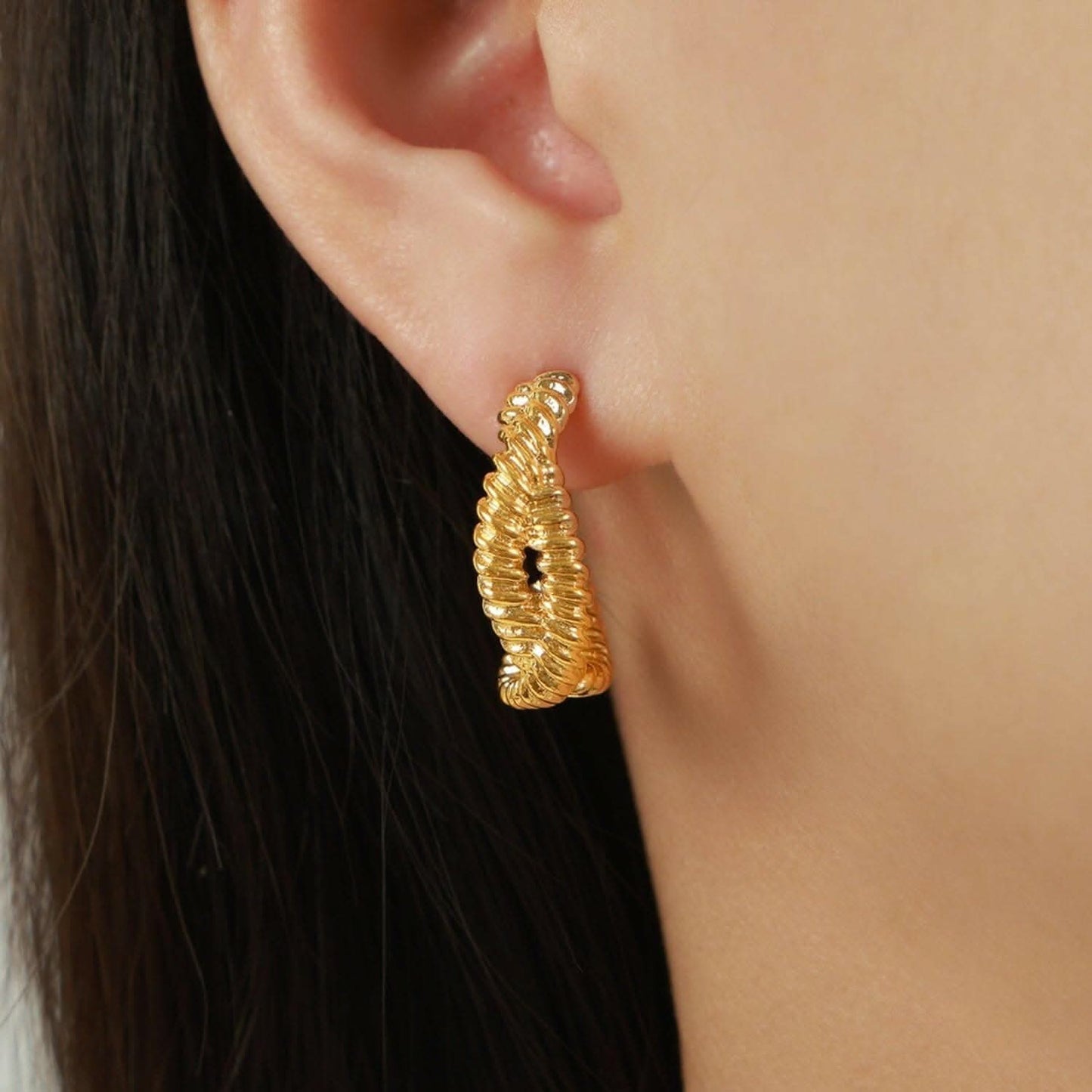 Modern titanium steel stud earrings - Love Salve