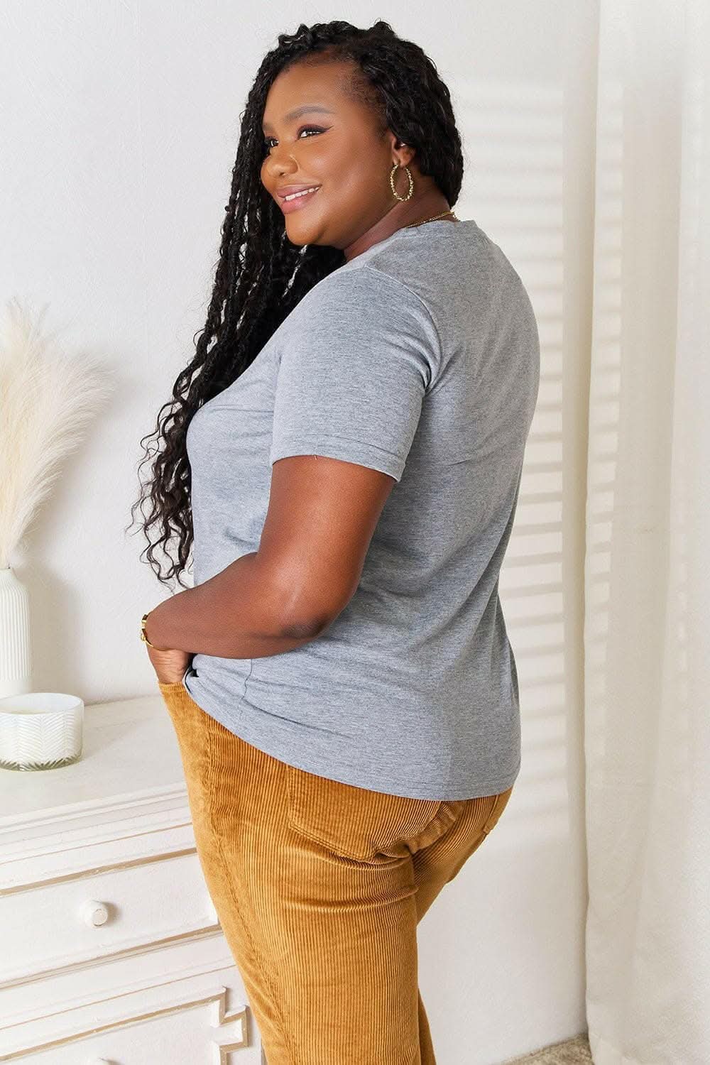 Patriotic tee with cuffed sleeves