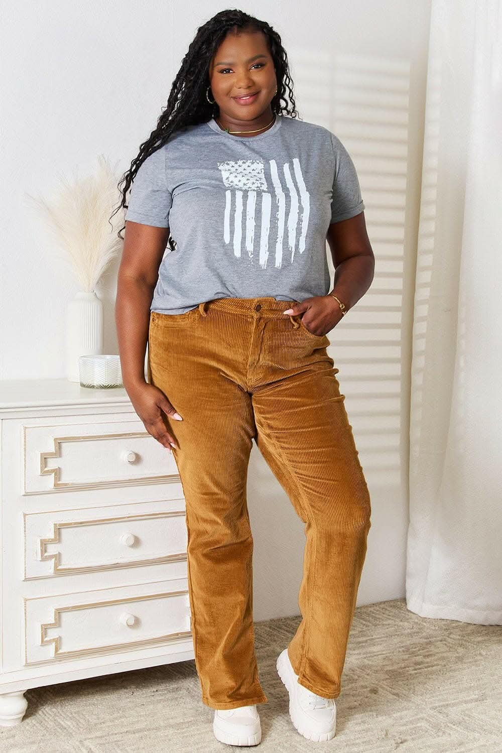 Patriotic tee with cuffed sleeves