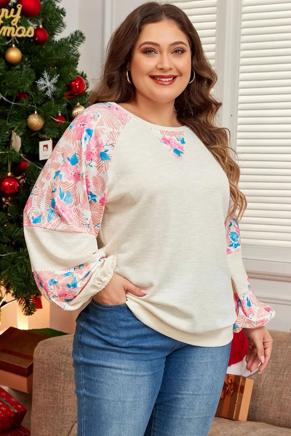 Plus-size apricot floral top - Love Salve