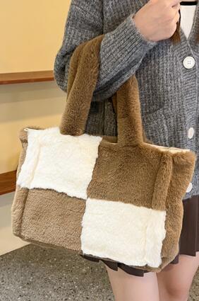 Fuzzy Checkered Shoulder Bag Miss Sparkling