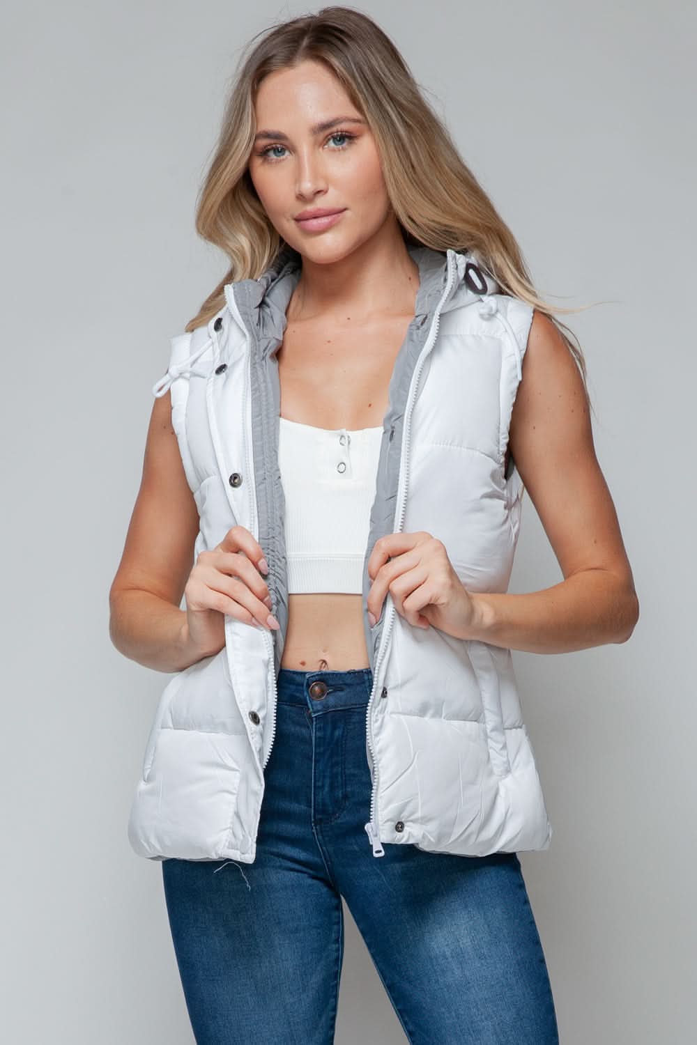 Snobbish hooded vest with pockets - Love Salve