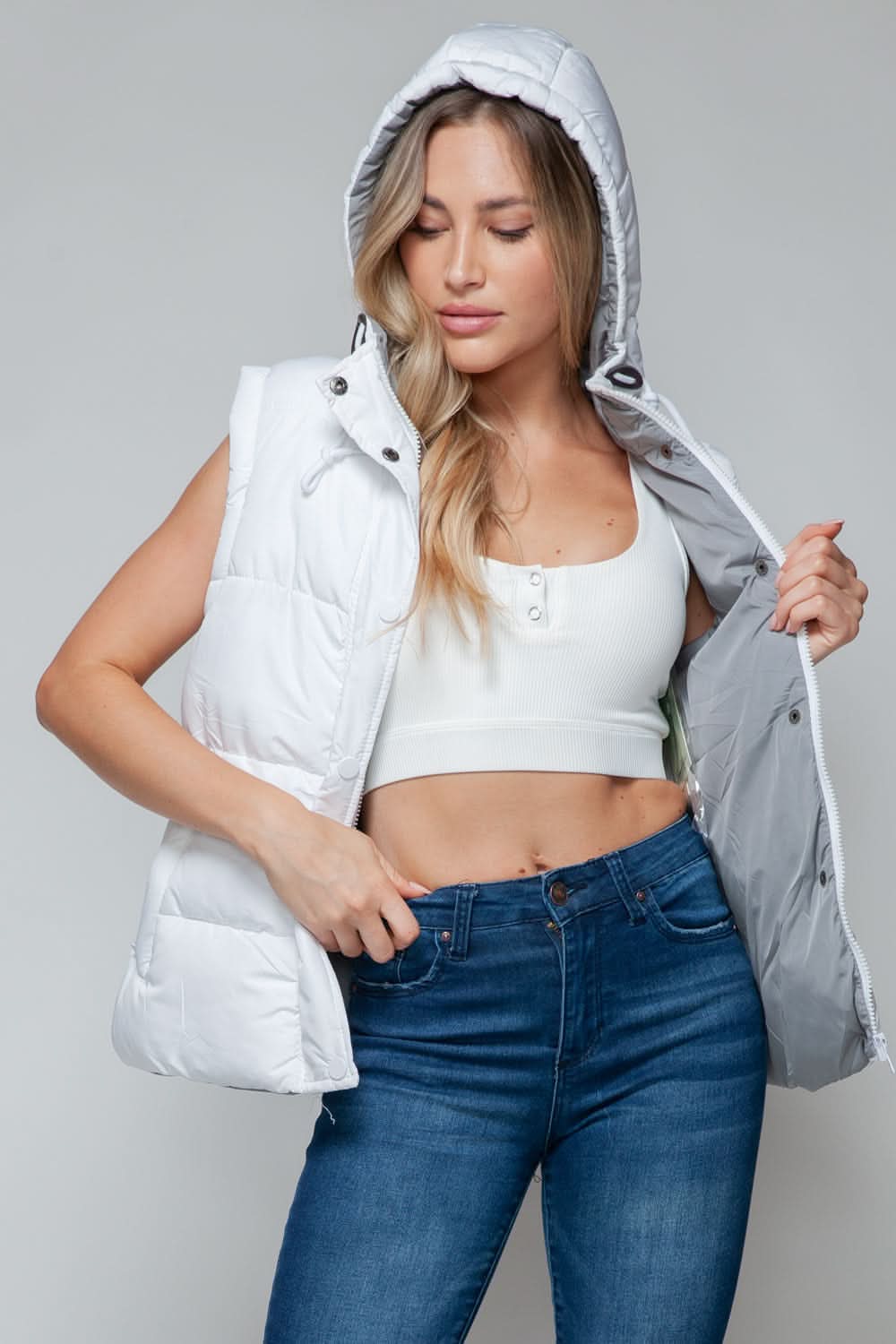 Snobbish hooded vest with pockets - Love Salve