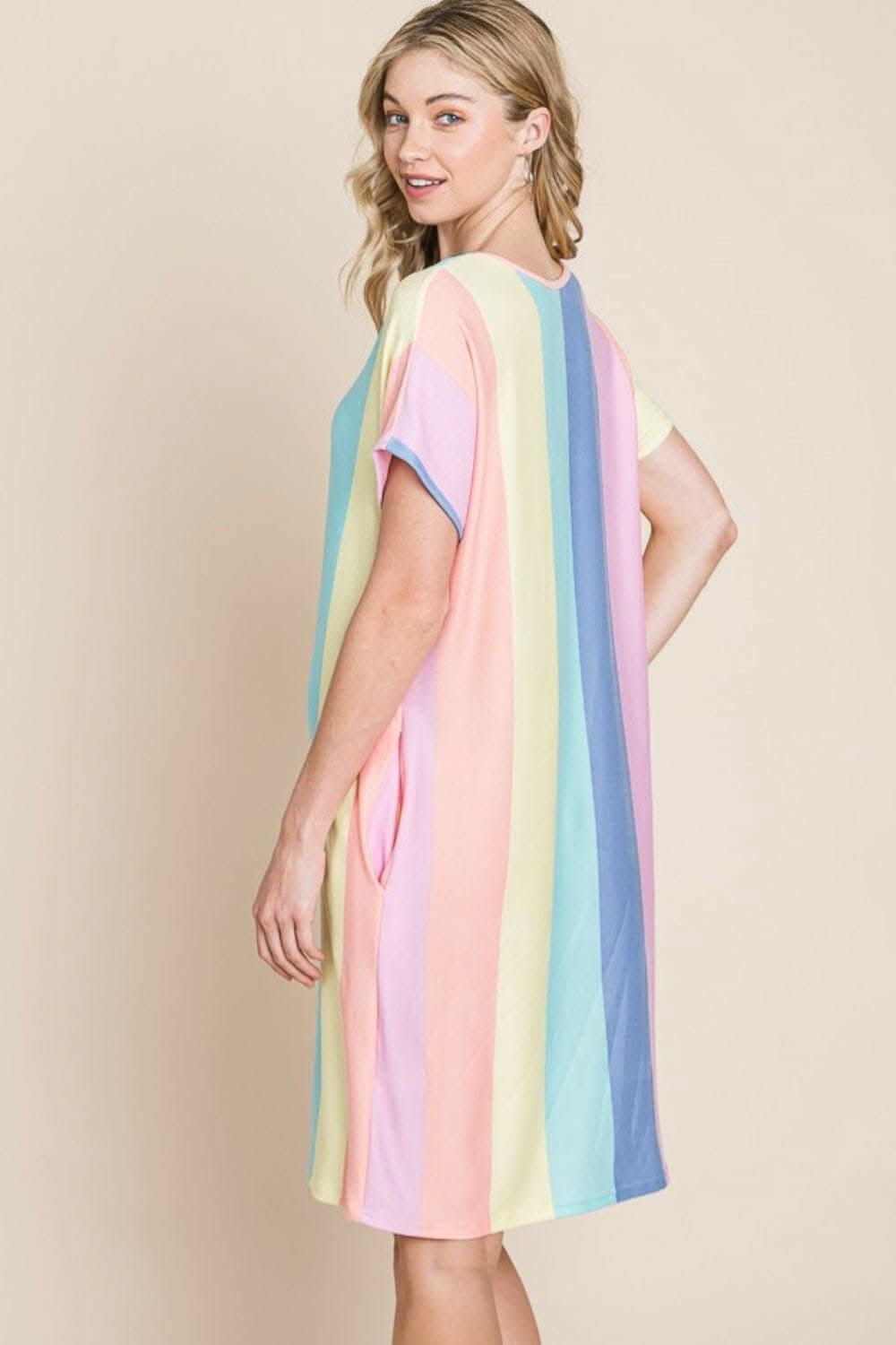 Striped Short Sleeve Dress with Pockets - Classic Elegance - Love Salve