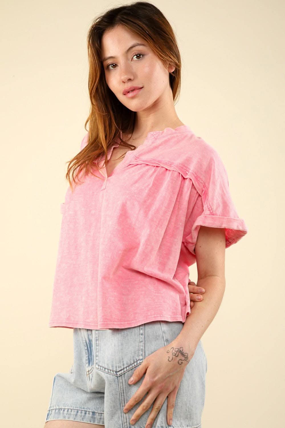 Stylish and comfy washed short sleeve t-shirt by VERY J - Love Salve