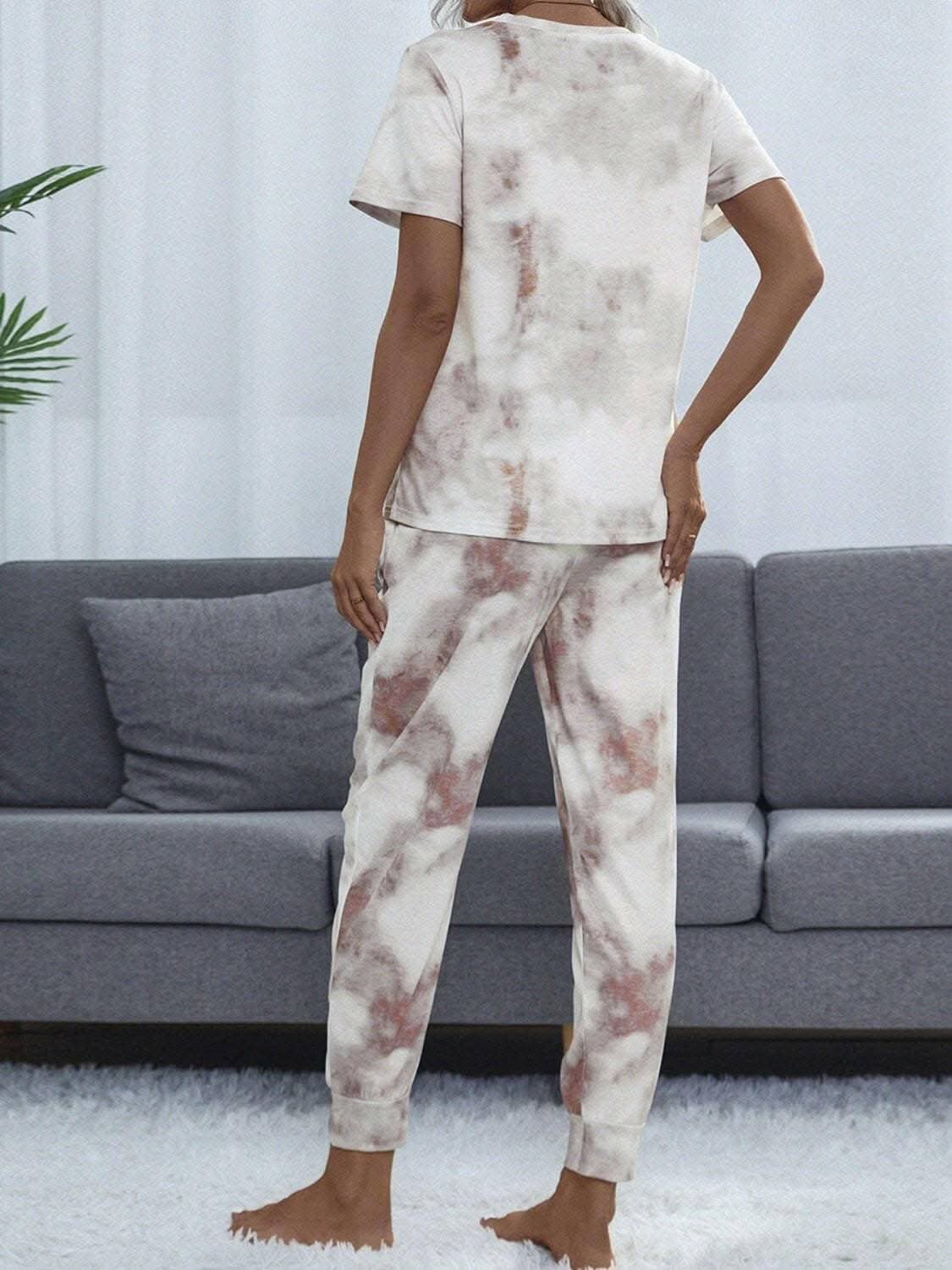 Trendy tie-dye loungewear set