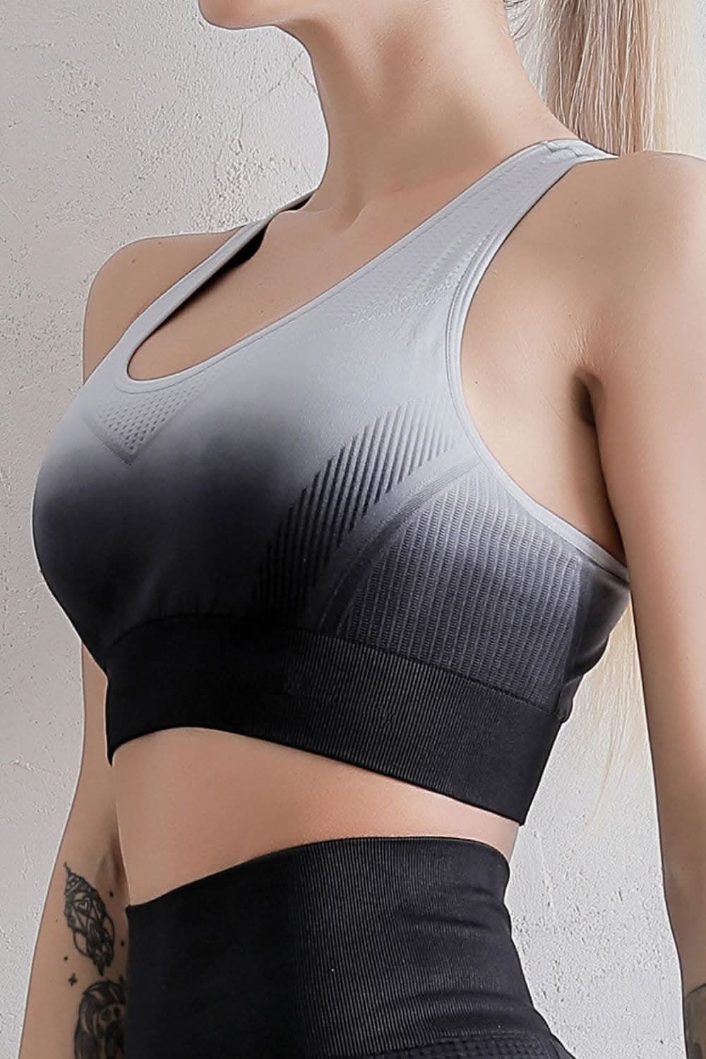 Vibrant gradient sports bra - no underwire - Love Salve