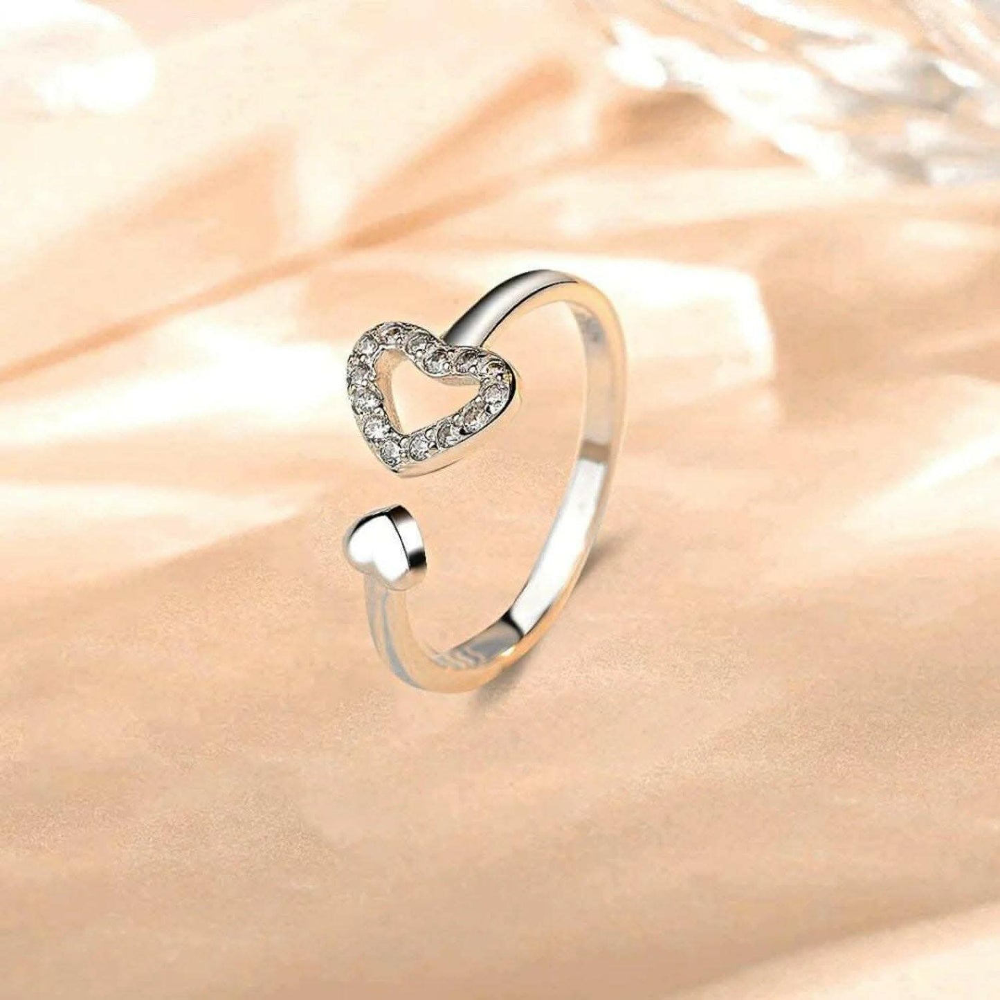 Zircon heart ring in silver - Love Salve