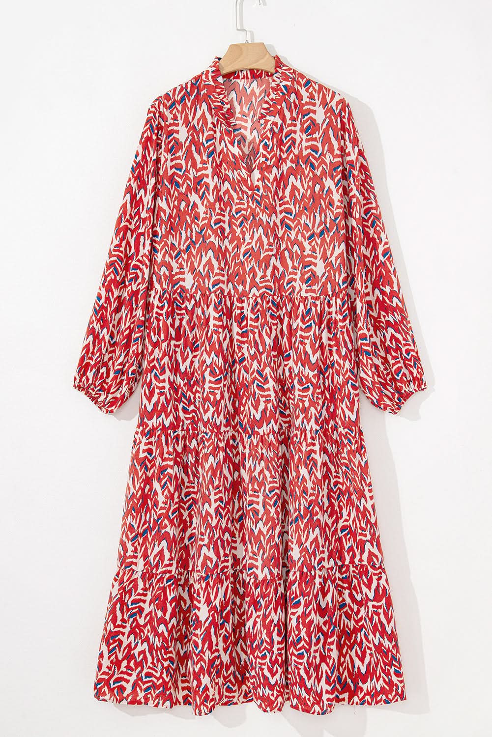 Elegante maxivestido abstracto de tallas grandes