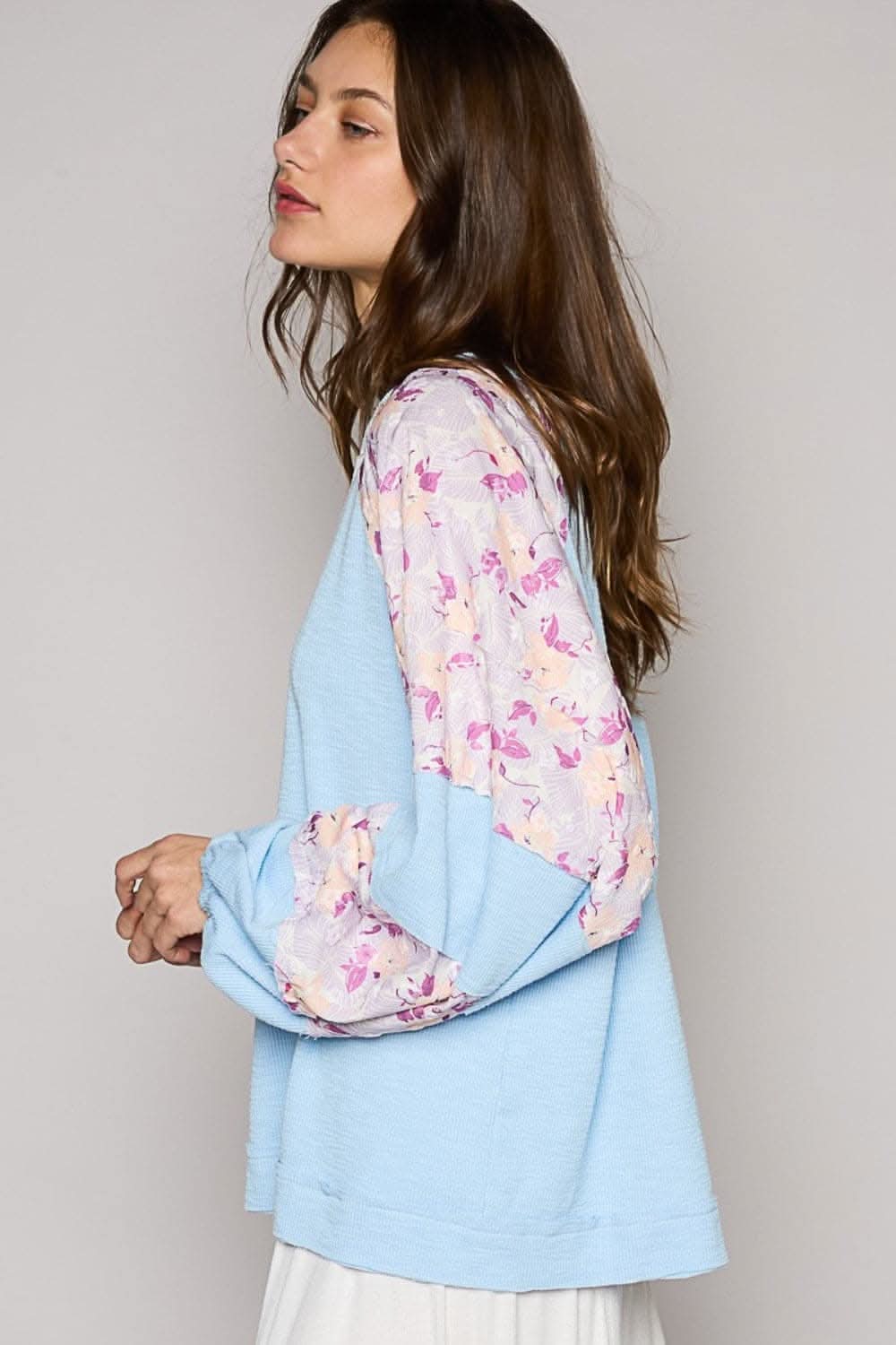 Floral elegance: Round neck balloon sleeve top - Love Salve