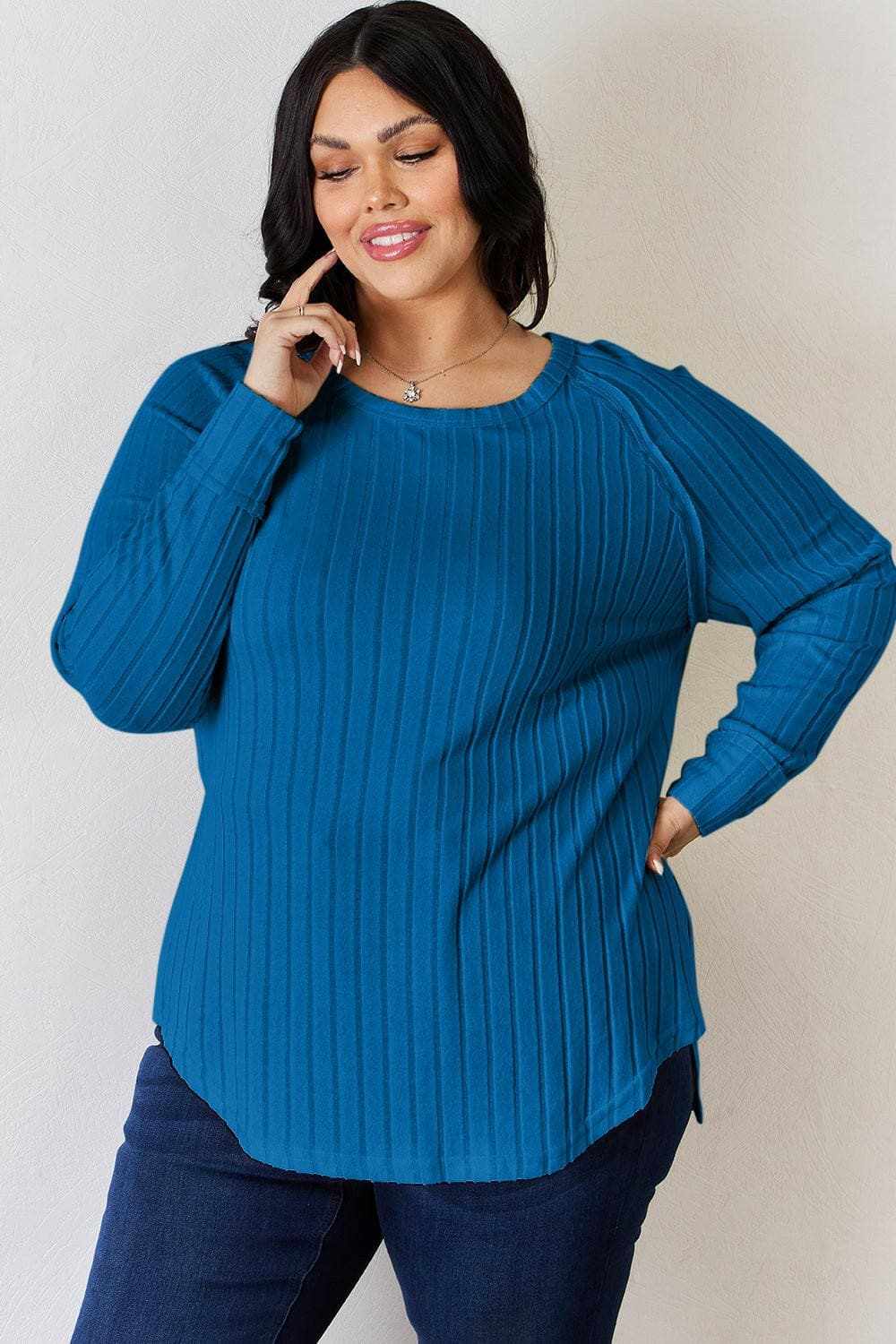 Chic ribbed round neck tee - Love Salve