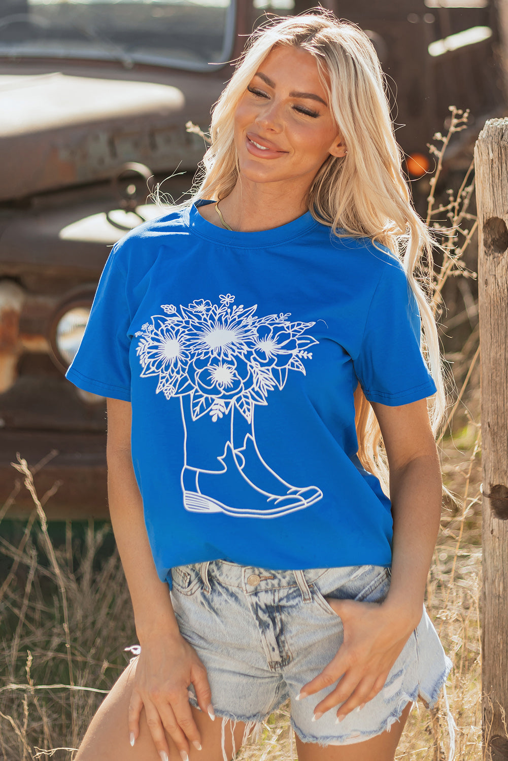 Blue Sunflower Boots Graphic Western Fashion T Shirt for Women