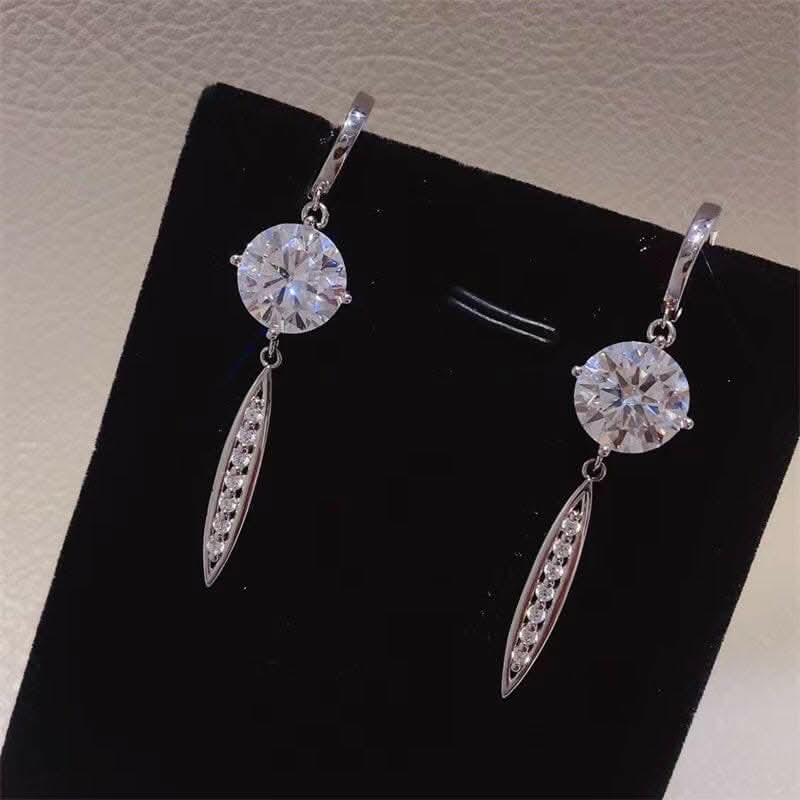10 Carat Moissanite 925 Sterling Silver Earrings.