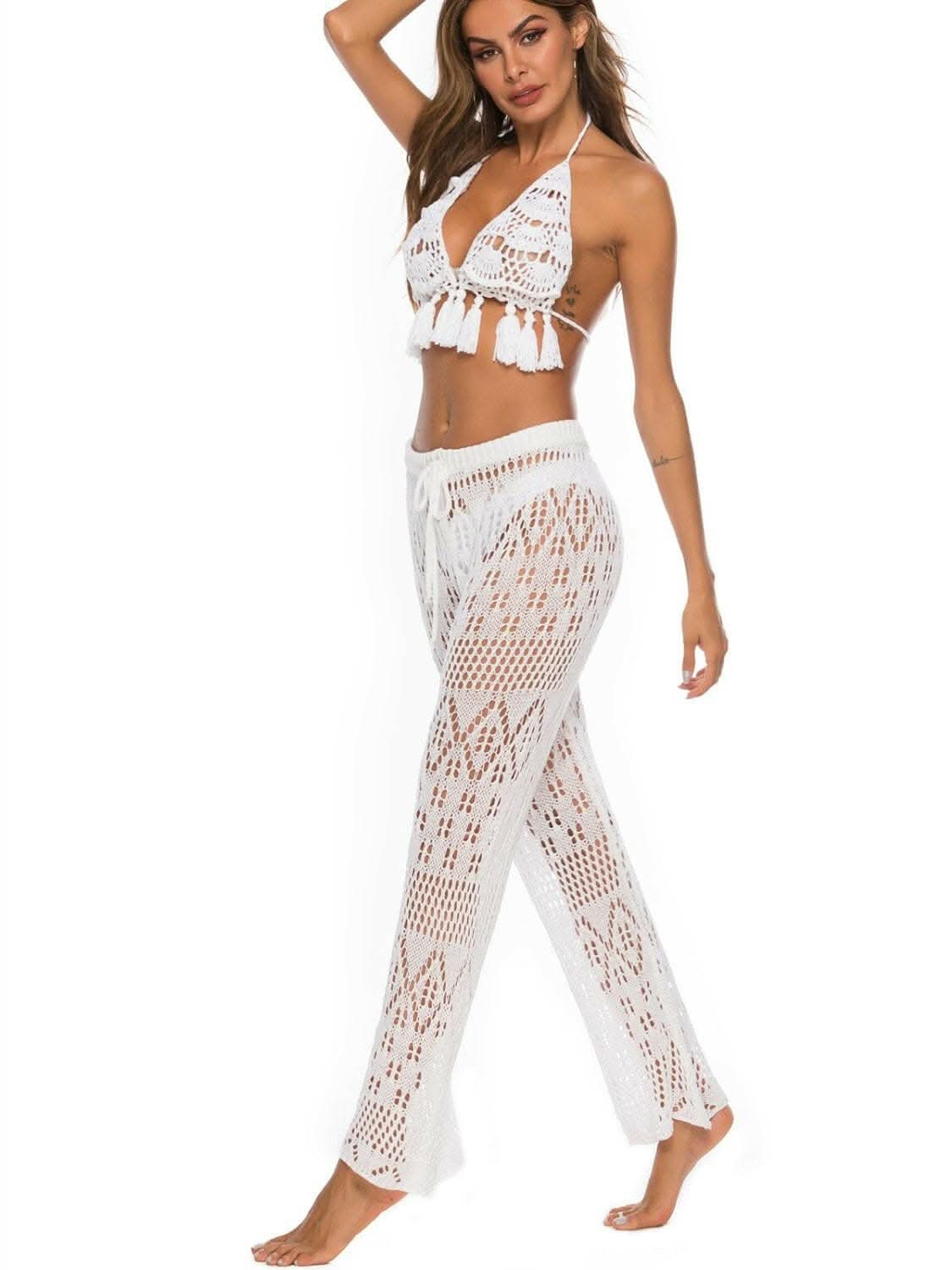 Beach Babe Cutout Swim LeggingsUpgrade Your Beach Look with Beach Babe Cutout Swim Leggings
Cutout Design: Make a bold statement with the unique cutout detailing that adds a touch of flair to Love Salve Beach Babe Cutout Swim Leggingsswimwear