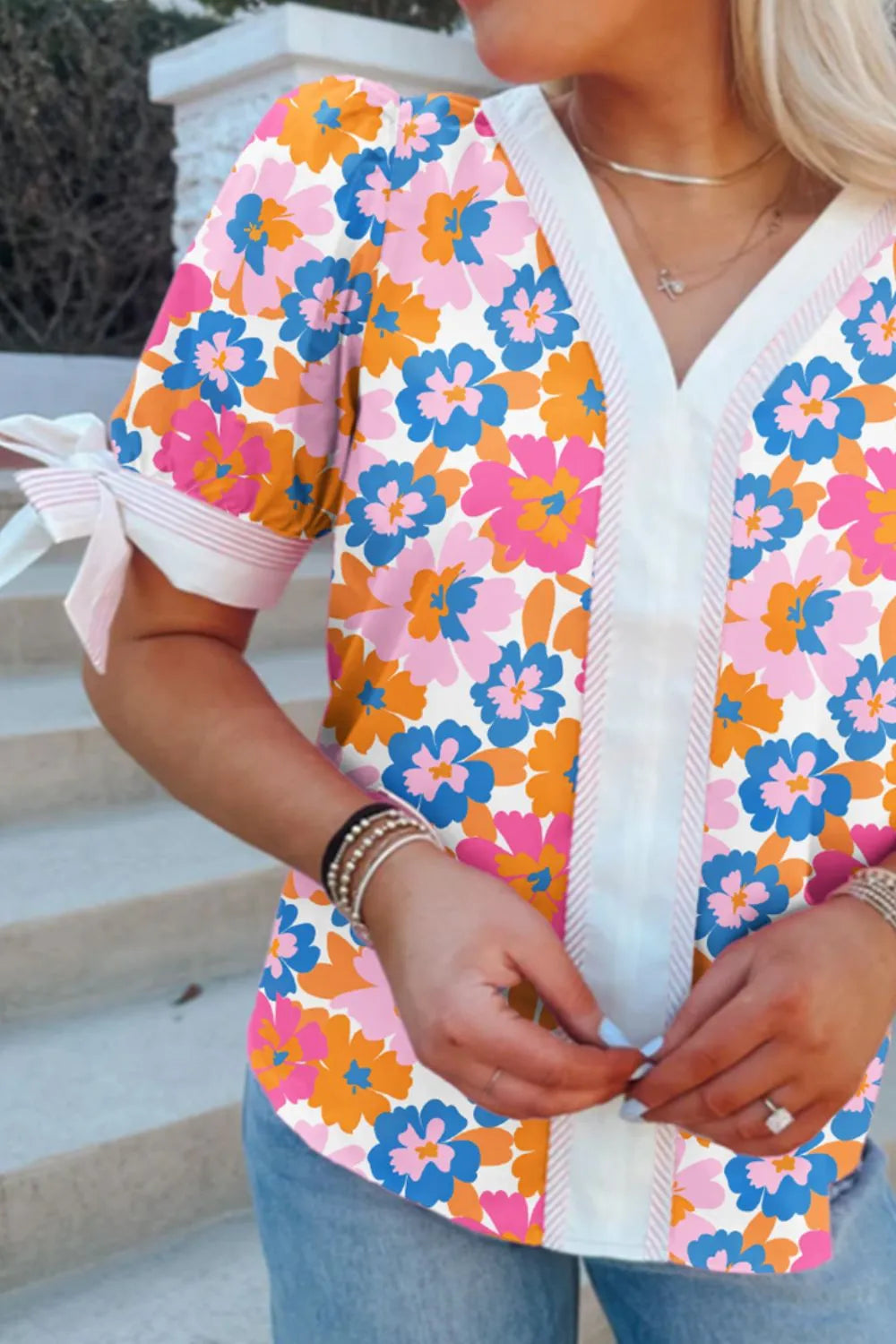 Floral Striped Edge V Neck Knotted Short Sleeve Blouse