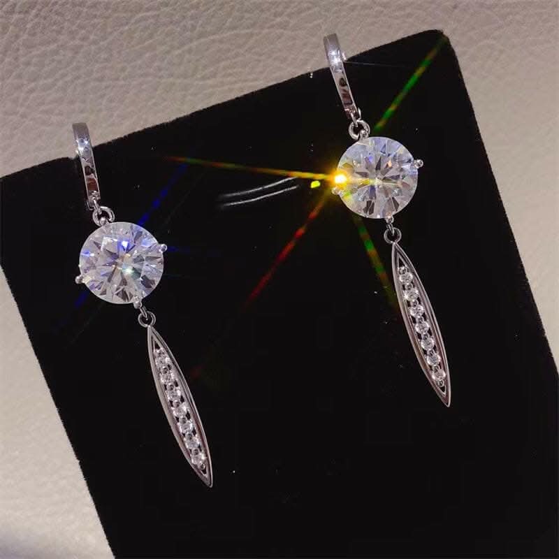 10 Carat Moissanite 925 Sterling Silver Earrings.