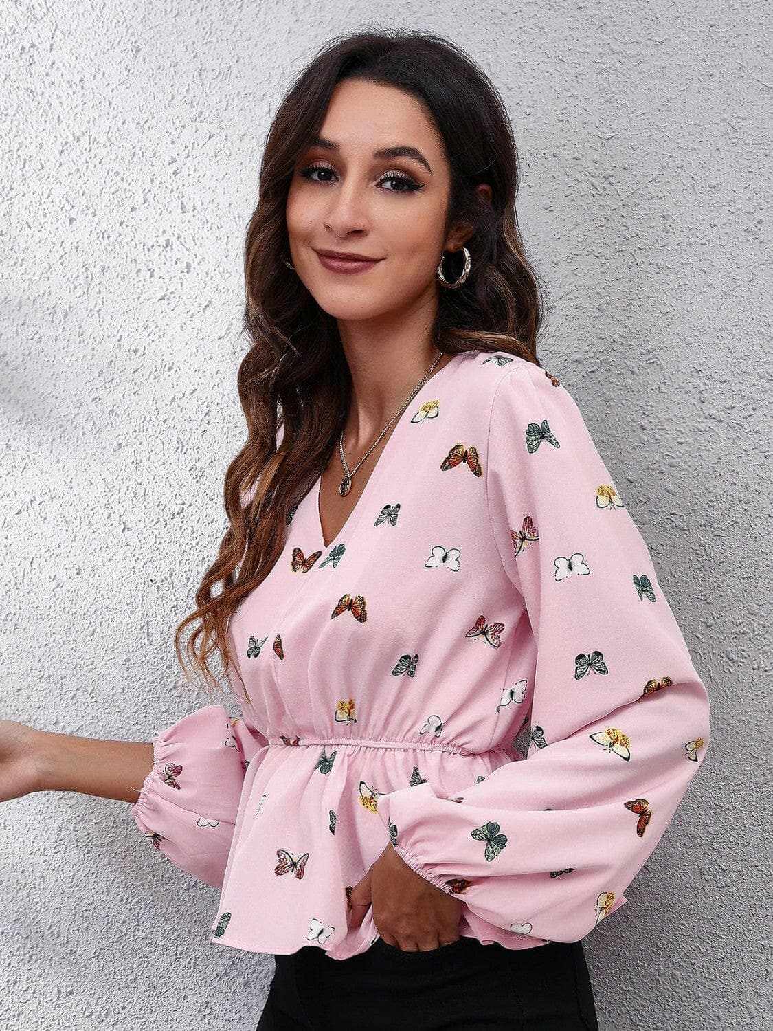 Butterfly V-Neck Balloon Sleeve Peplum BlouseElevate Your Style with our Butterfly V-Neck Blouse
Chic and Feminine: Embrace your elegance with the butterfly design and V-neckline.
Statement Balloon SleeveLove Salve -Neck Balloon Sleeve Peplum BlouseBlouses