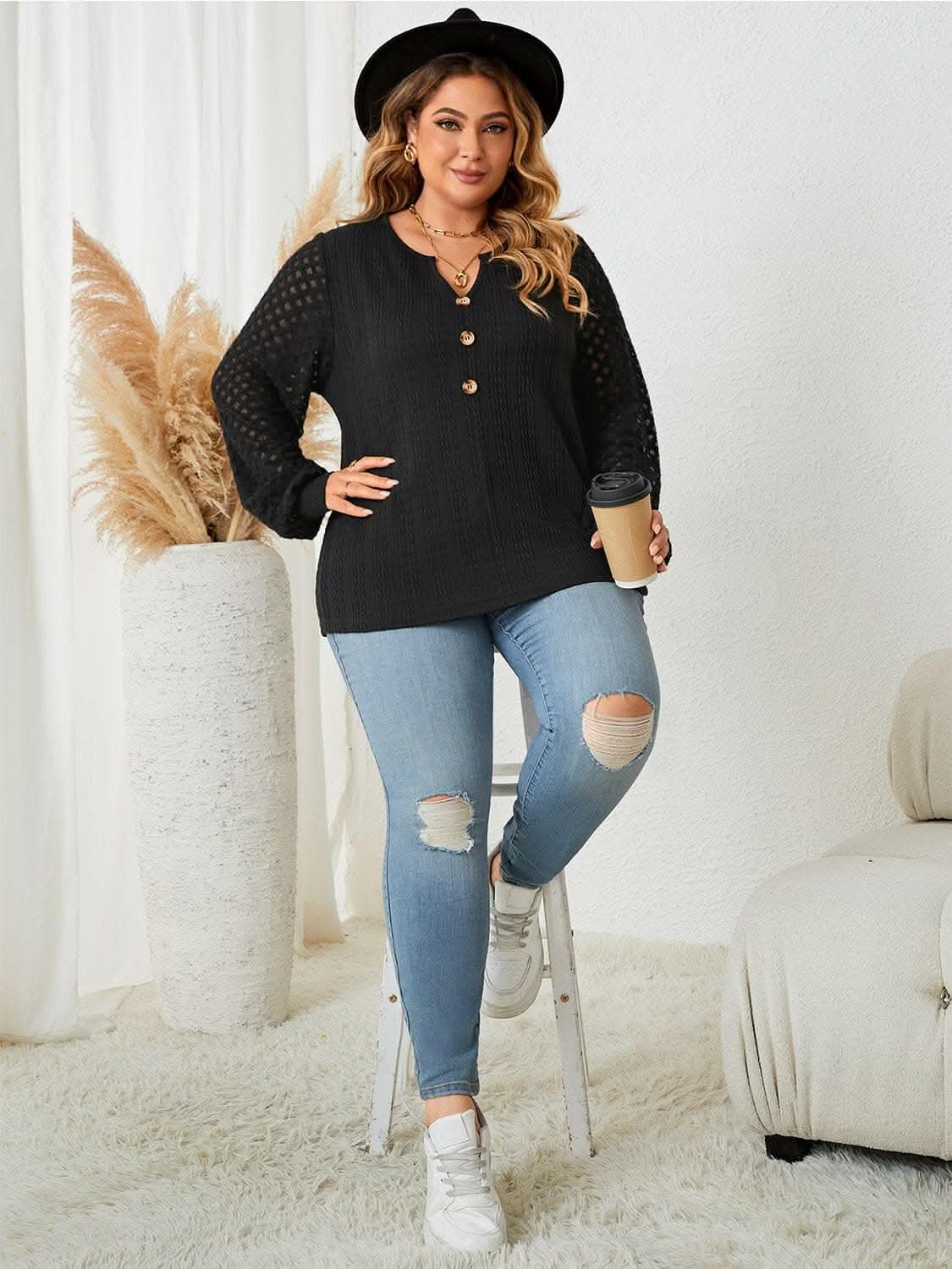 Openwork Plus Size Sheer Button-Up BlouseUpgrade Your Wardrobe with Style: Openwork Plus Size Sheer Button-Up Blouse
Elevated Sheer Elegance: Embrace sophistication with a sheer button-up blouse that exLove Salve Size Sheer Button-plus