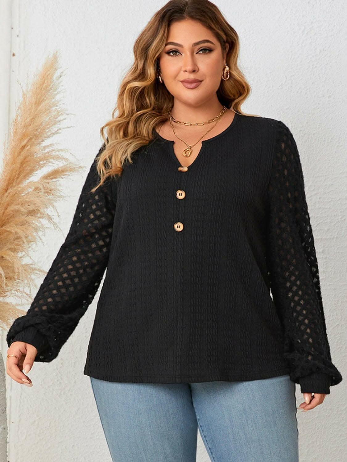 Openwork Plus Size Sheer Button-Up BlouseUpgrade Your Wardrobe with Style: Openwork Plus Size Sheer Button-Up Blouse
Elevated Sheer Elegance: Embrace sophistication with a sheer button-up blouse that exLove Salve Size Sheer Button-plus