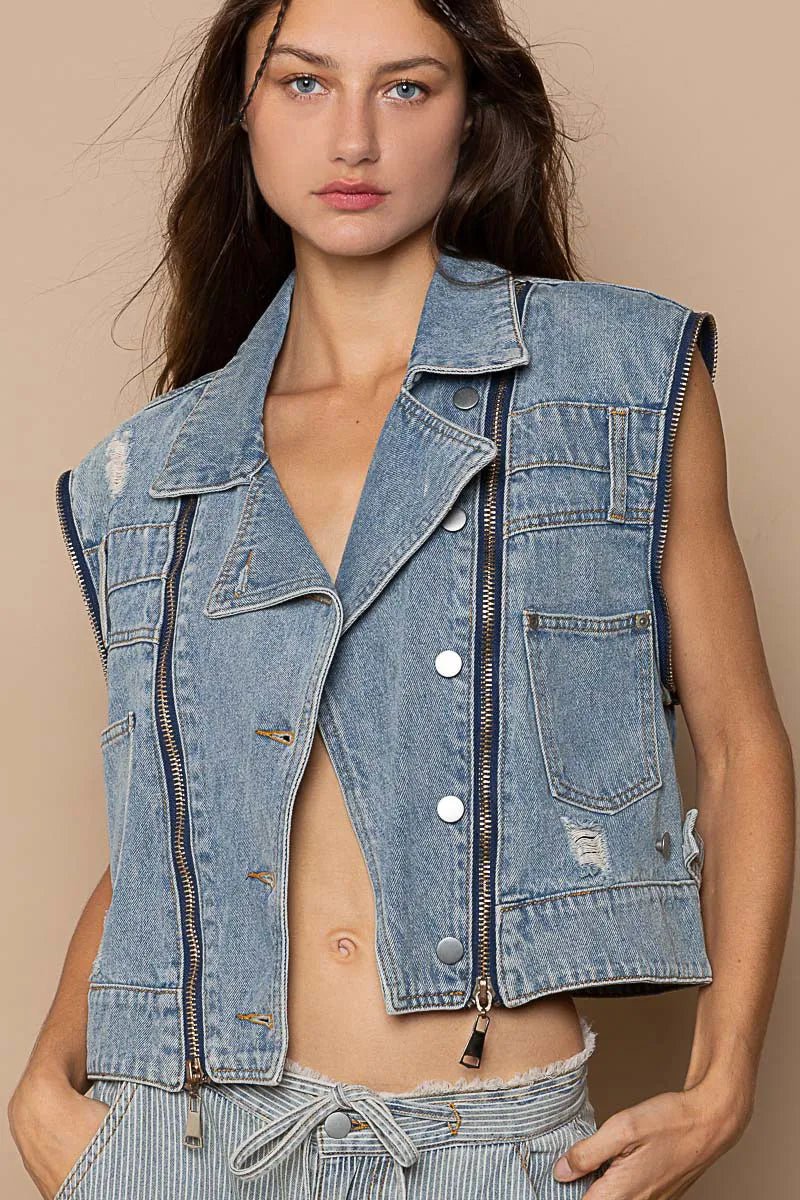POL Cropped Denim Jacket with Functional Zipper Detail - Love Salve