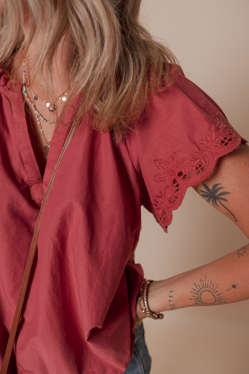 Red Dahlia Floral Embroidered Scallop Trim Short Sleeve Blouse - Love Salve