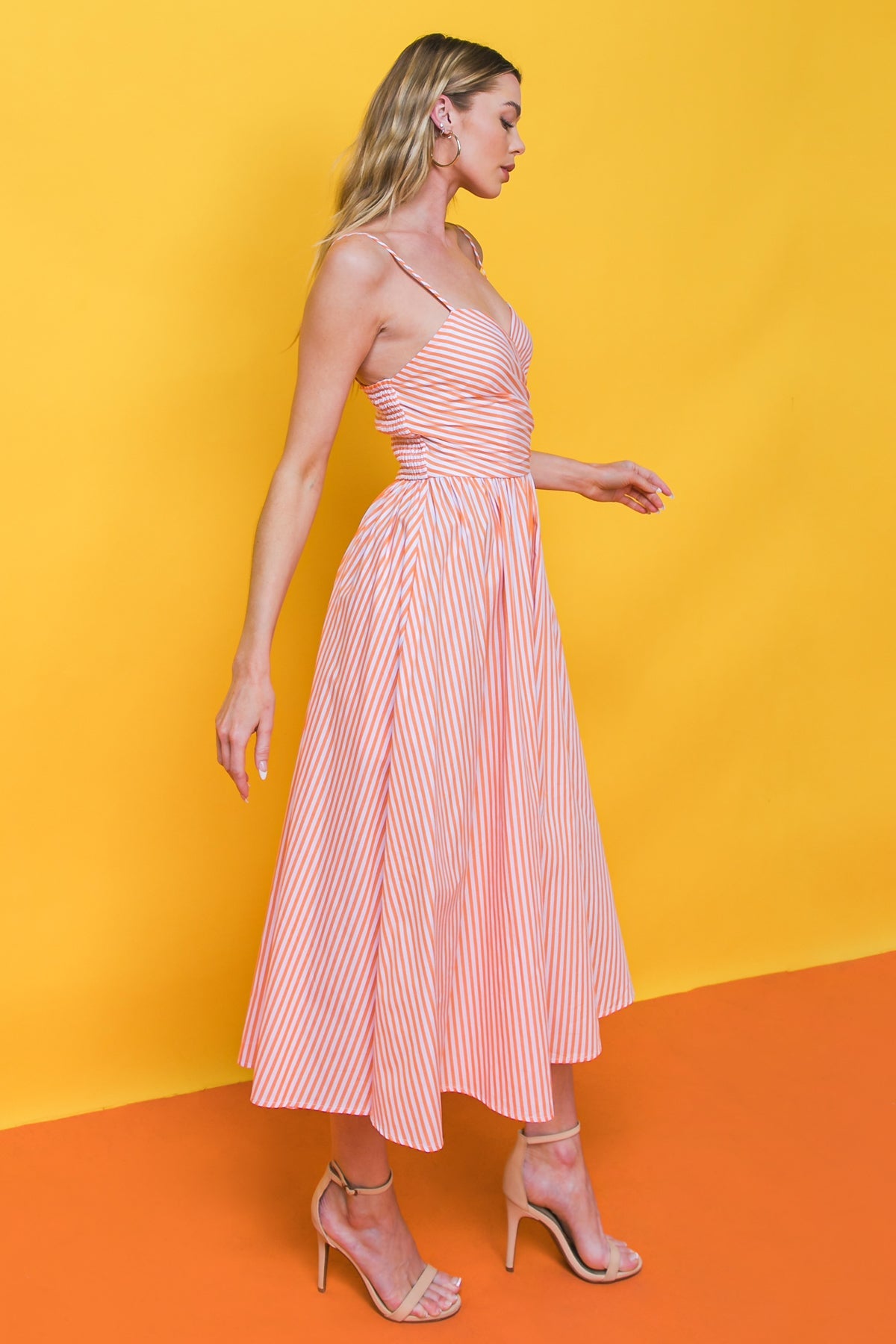 Weekend Festivals Woven Midi Dress With Sweetheart Neckline