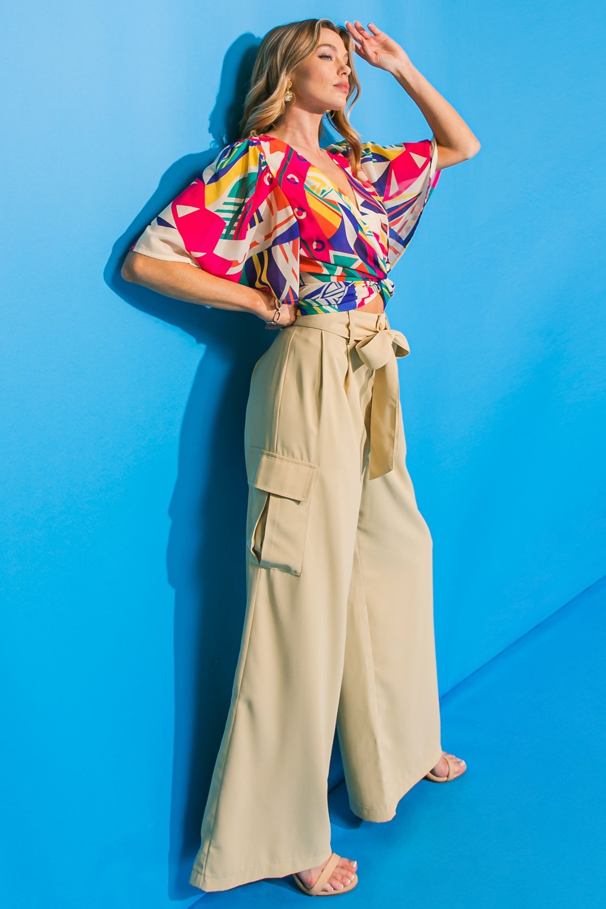 A Good Woman Woven Pants With Front Closure Cargo Pocket