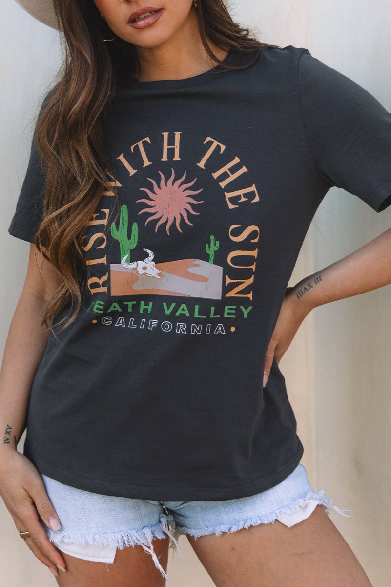 Sunrise Vibes Western Graphic Tee in Dark Grey - Love Salve
