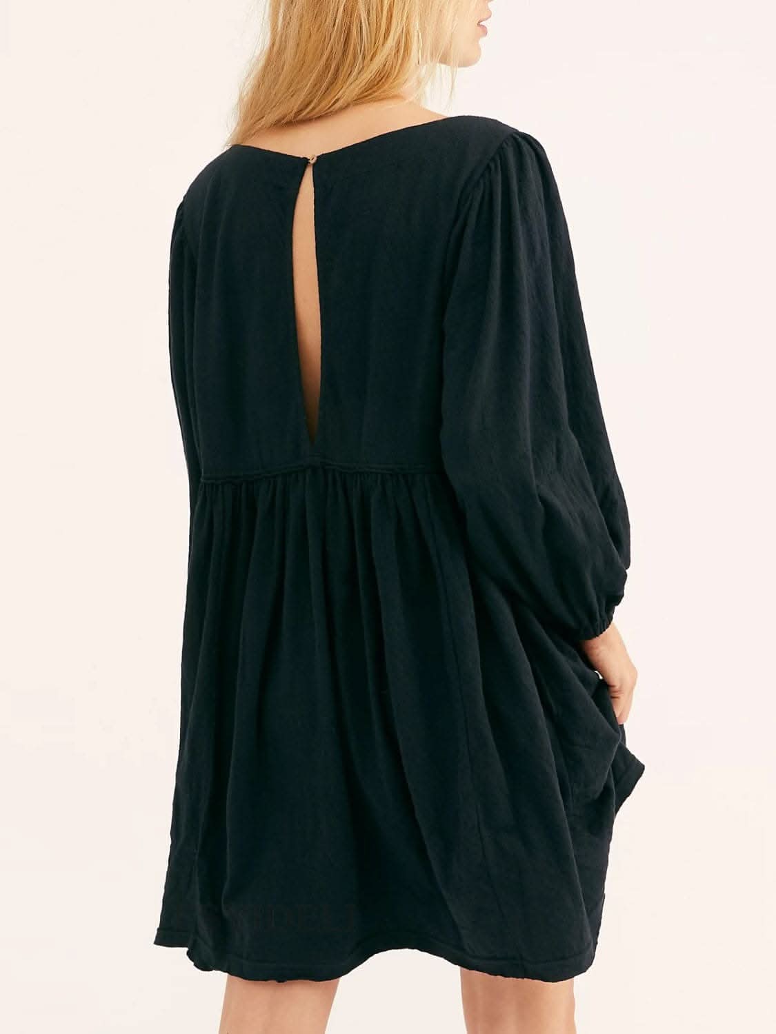 Chic Long Sleeve Cutout Mini Dress for Effortless Style - Love Salve