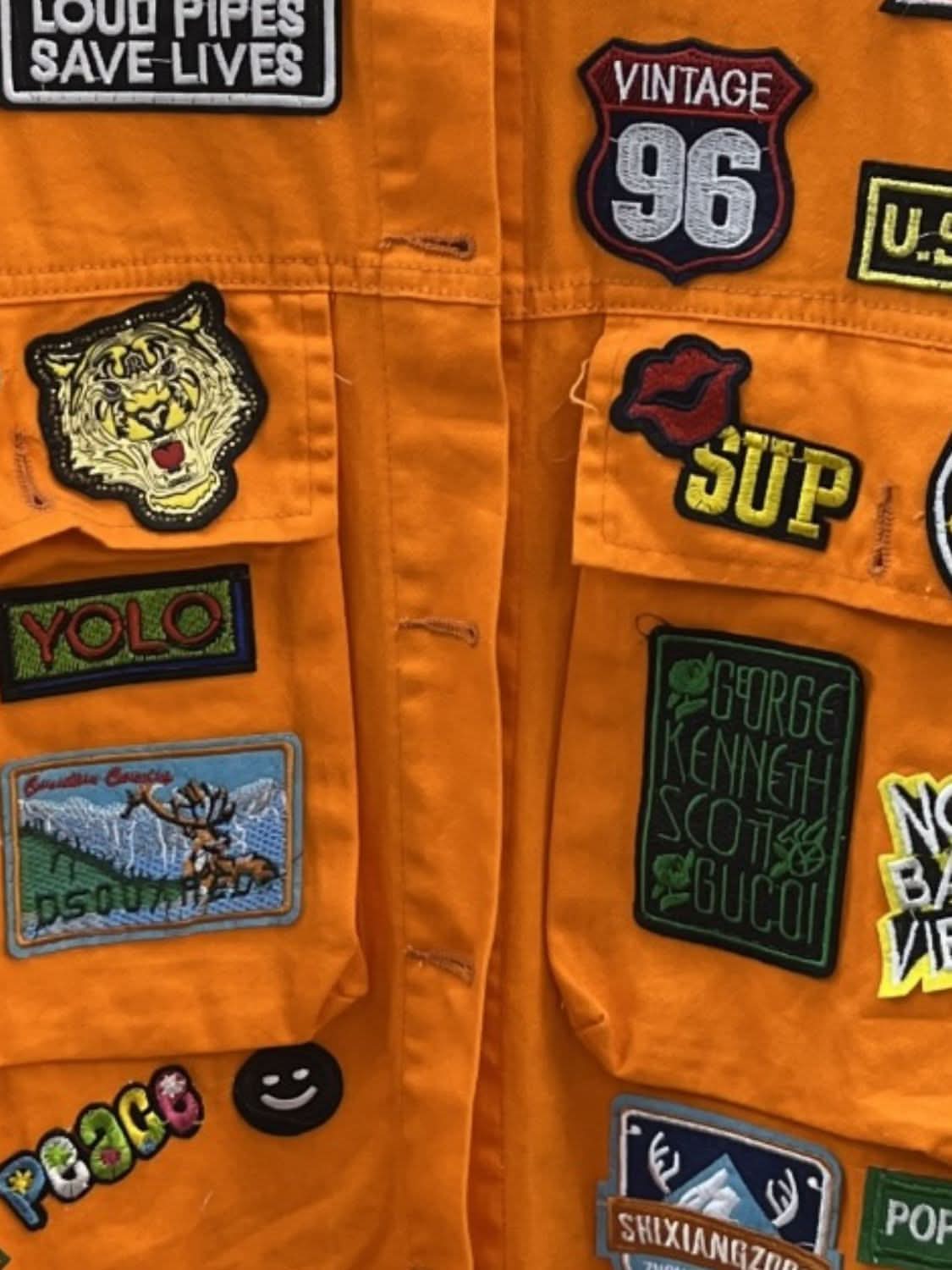 Embroidered denim jacket - long sleeves - Love Salve