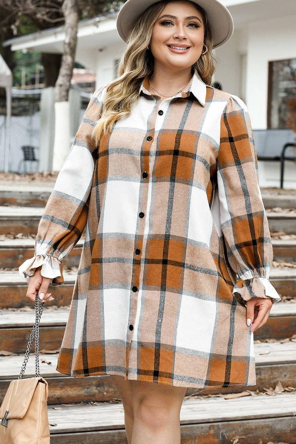 Plaid Button Up Shirt Dress for Curvy FashionistasUpgrade Your Style with the Plaid Button Up Shirt Dress
Embrace sophistication and versatility with our Plaid Button Up Shirt Dress tailored for curvy fashionistas.Love Salve Plaid Buttonplus