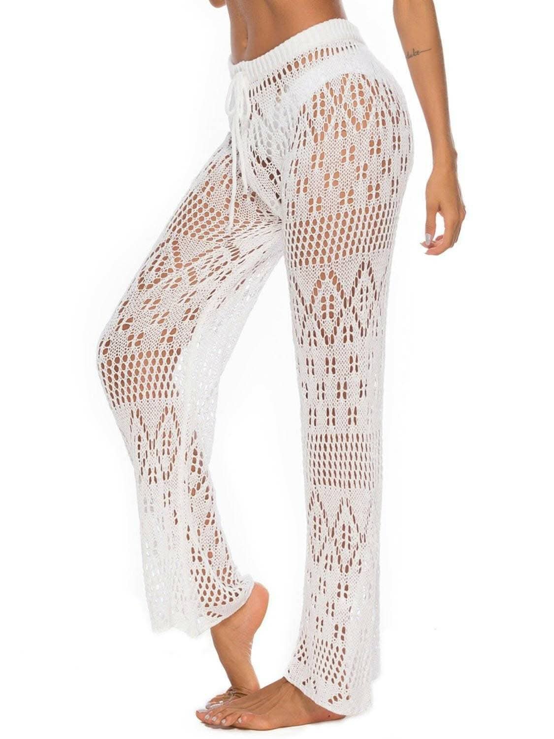 Beach Babe Cutout Swim LeggingsUpgrade Your Beach Look with Beach Babe Cutout Swim Leggings
Cutout Design: Make a bold statement with the unique cutout detailing that adds a touch of flair to Love Salve Beach Babe Cutout Swim Leggingsswimwear