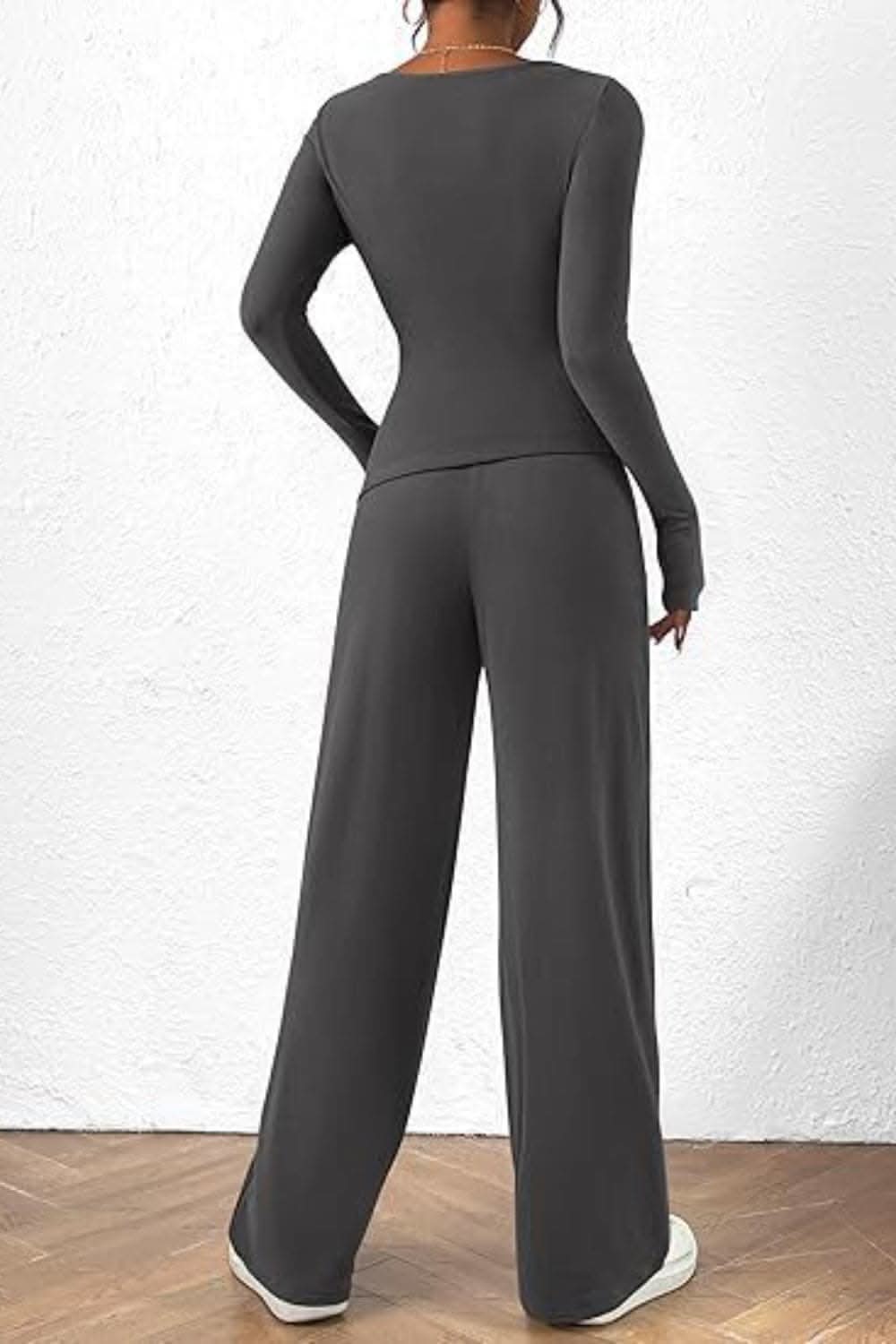 Cozy two-piece lounge set with pockets - Love Salve