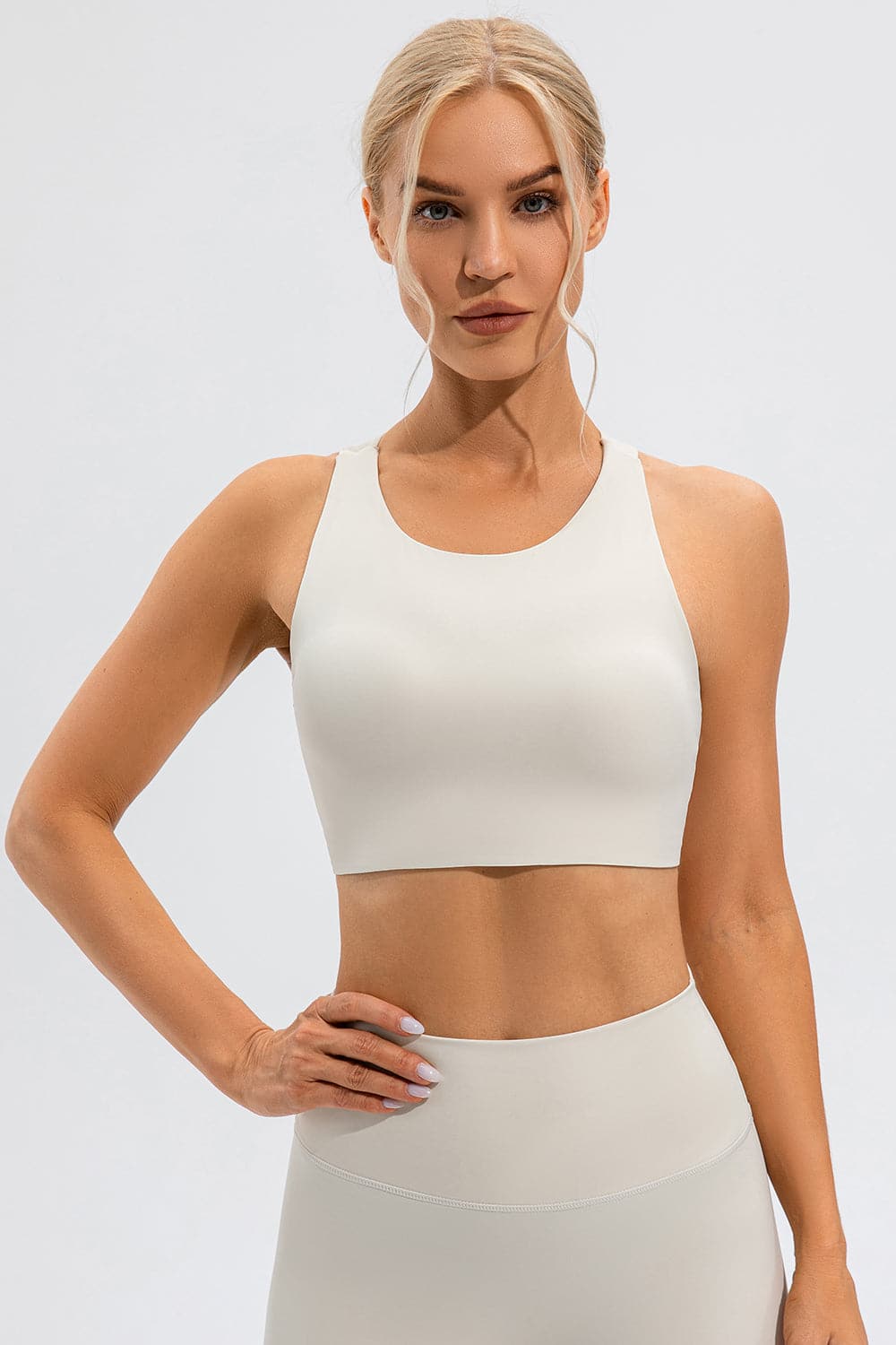 Round Neck Cutout Cropped Active Tank.