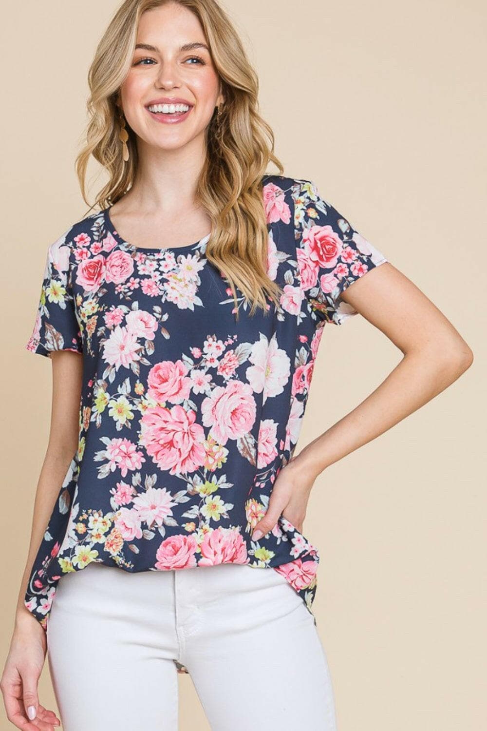 BOMBOM Floral Round Neck Short Sleeve T-Shirt.