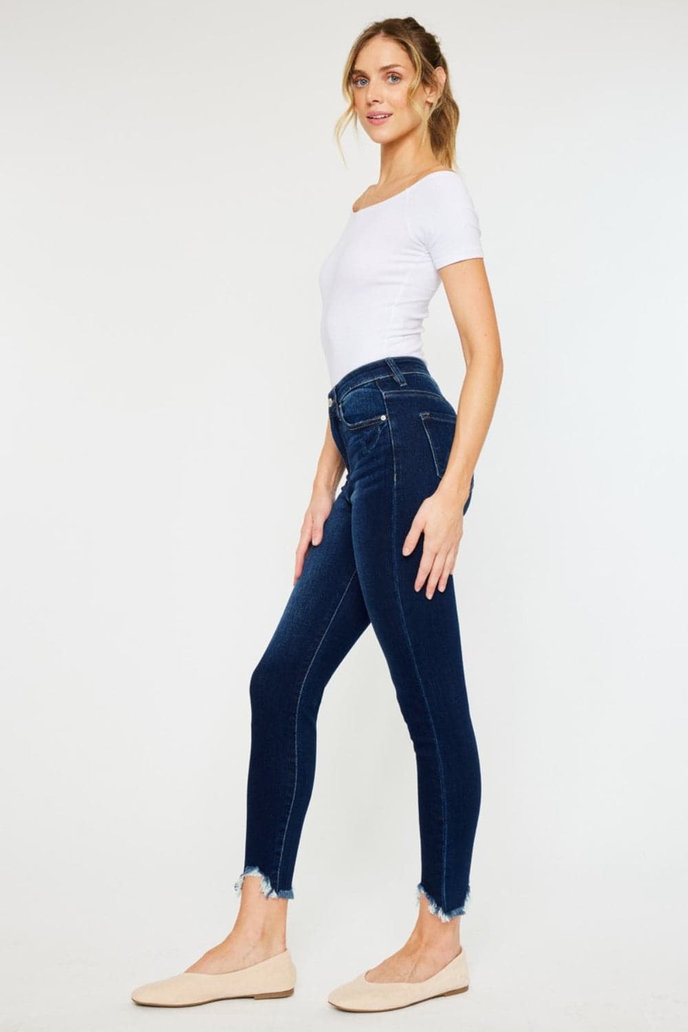 Frayed hem high rise ankle skinny jeans by Kancan