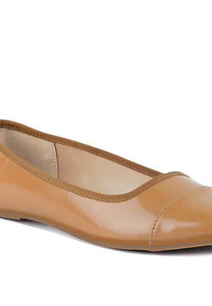 Camella round toe flat shoes