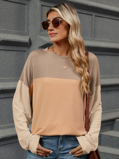 Chic long sleeve contrast tee