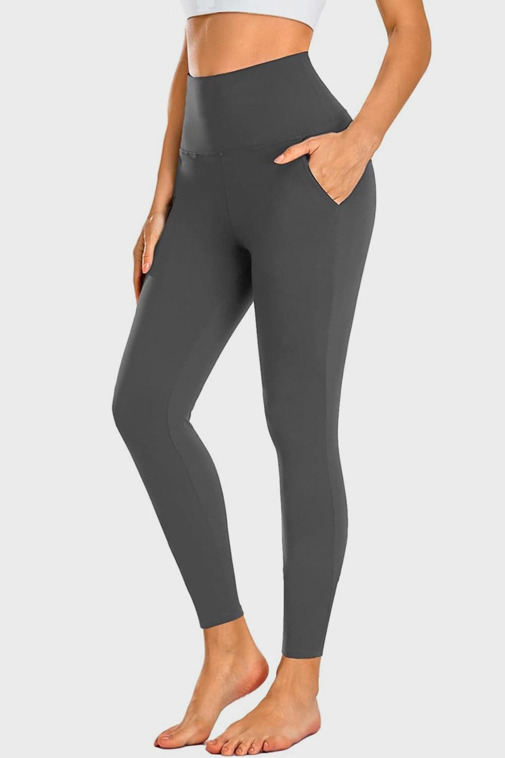 Full Size Pocketed High Waist Active Leggings.