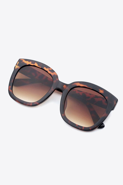 Polycarbonate Frame Square Sunglasses.