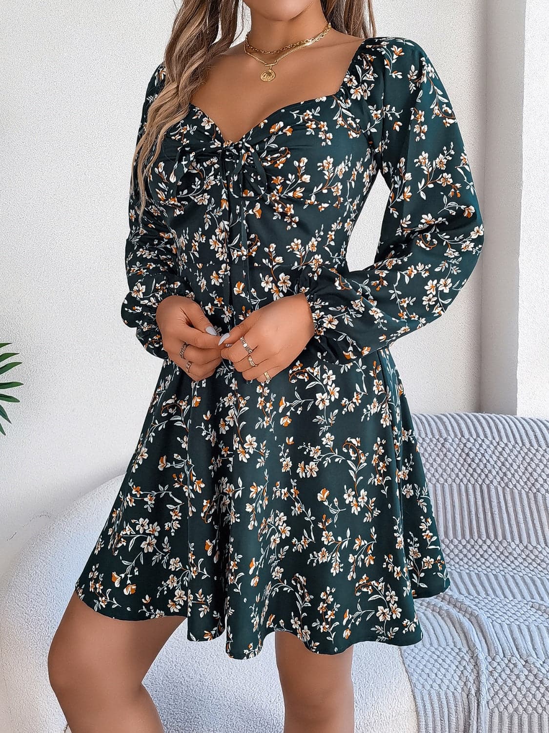 Printed Sweetheart Neck Balloon Sleeve Mini Dress.