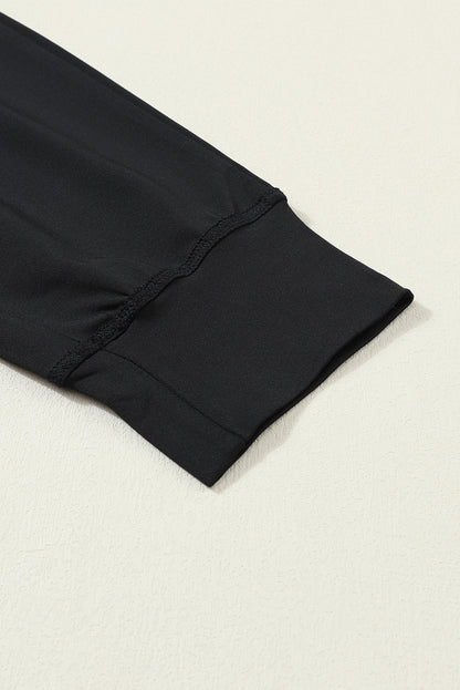 Cozy black joggers with drawstring and pockets