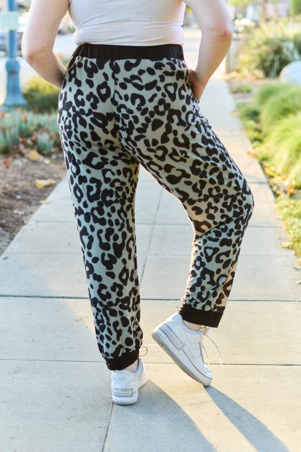 Celeste Design Full Size Leopard Contrast Sweatpants.